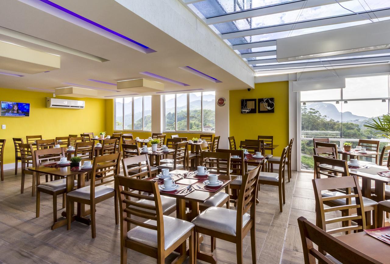 Hotel Petropolis Inn Екстериор снимка