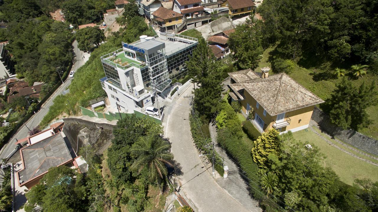 Hotel Petropolis Inn Екстериор снимка